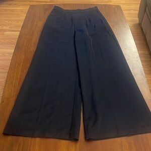 Commense ladies side zipper black wide leg trouser pants. NWT. Size small.